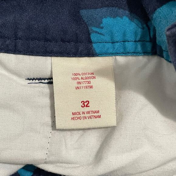 Mossimo Shorts Mens Size 32 Blue Chino Hawaiian Floral Flat Front 10" Inseam - Picture 5 of 8